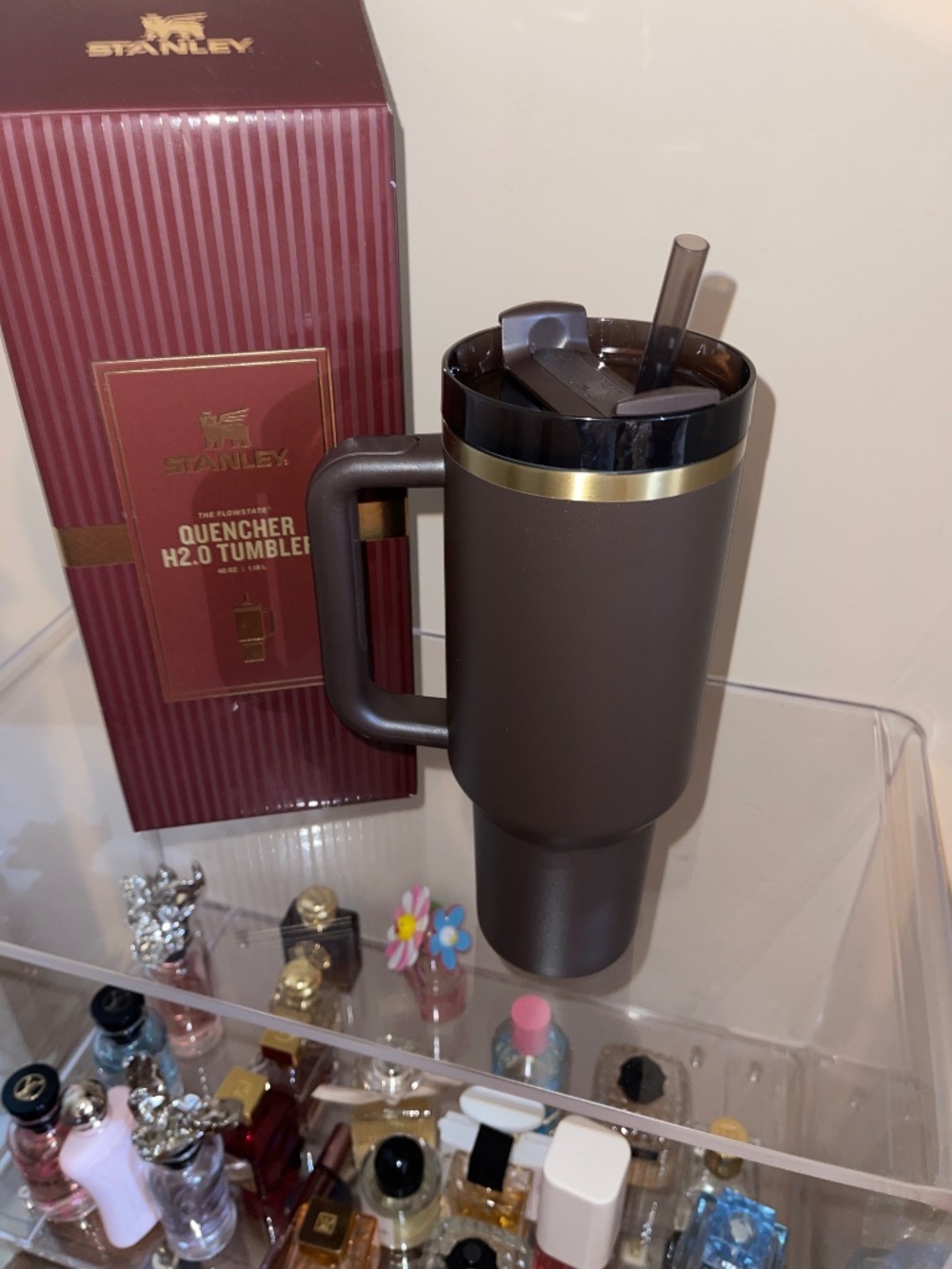 Stanley Cup 40oz Chocolate Gold - Picture 2 of 4